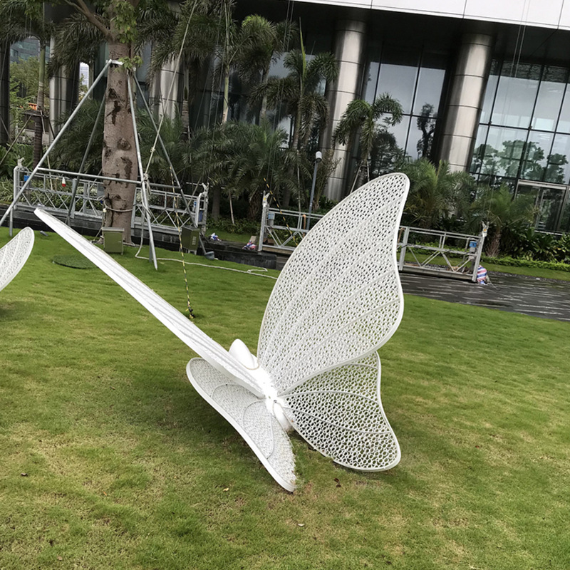 创意公园景观雕塑绿化美陈装饰网格蝴蝶金属制品工艺品
