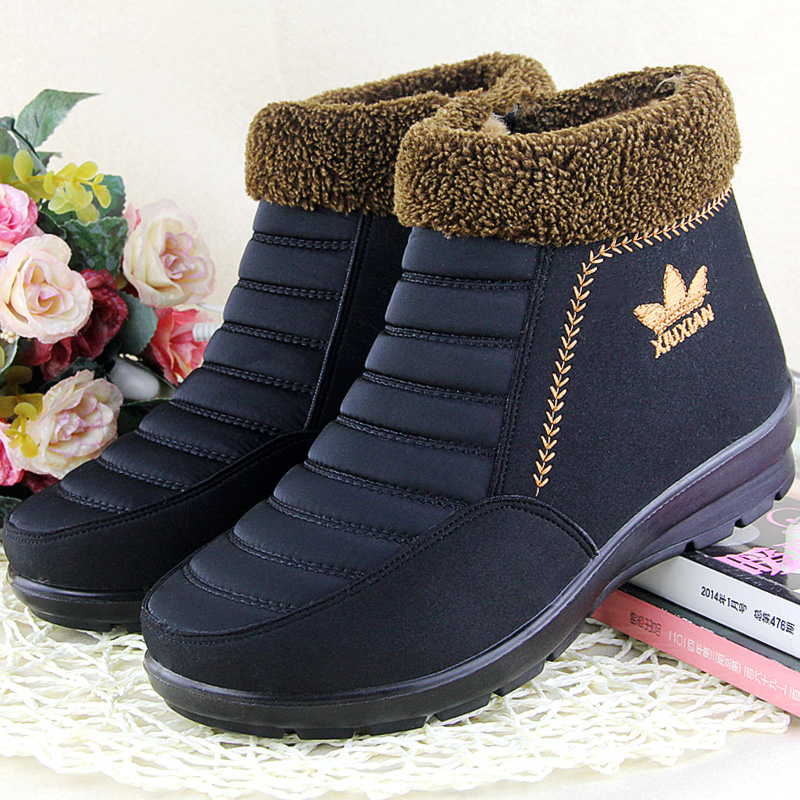 中年女人鞋子冬天30-40岁妈妈鞋 冬季加绒保暖老北京布鞋老人大码