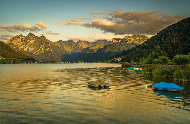 瑞士湖光山色自然风景阿尔卑斯山海报定制卧室装饰贴画挂画B319C