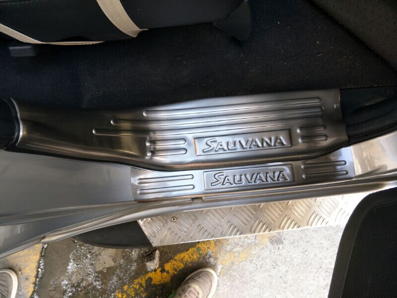 2015-2020新款福田萨瓦纳汽车专用改装饰门槛亮条不锈钢迎宾踏板