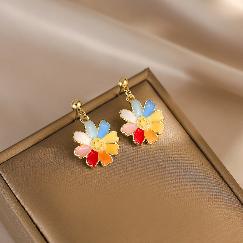 适合夏天的彩色花朵耳环小众设计感甜美可爱耳钉蚊香盘无耳洞耳夹