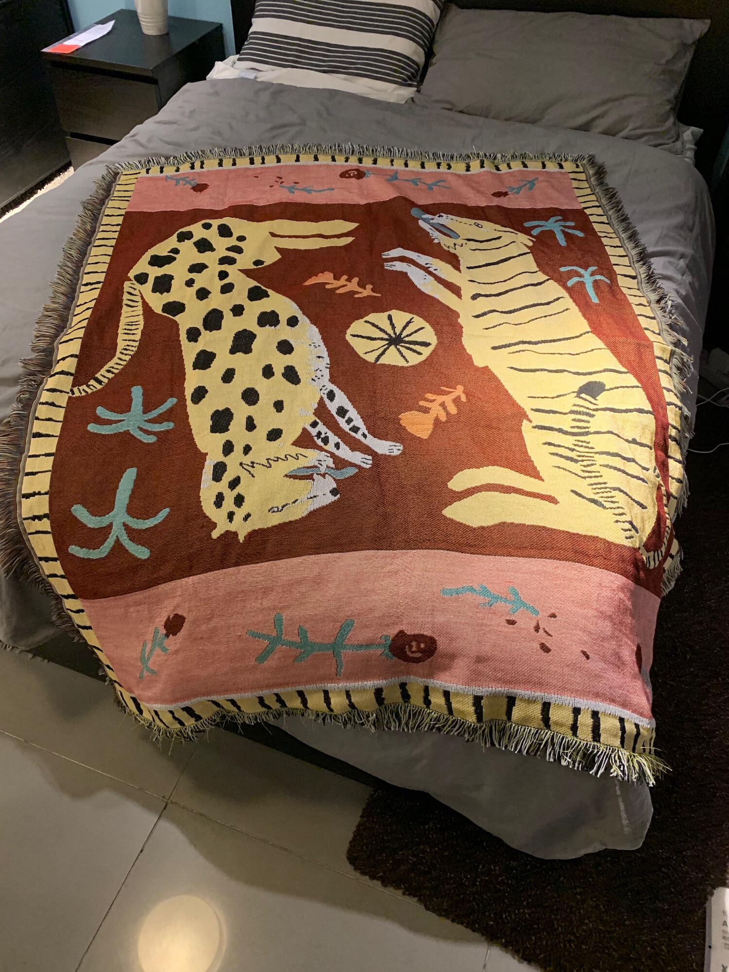 猎豹个性抽象意境唯美少女心野兽沙发垫盖毯背景装饰挂毯挂布挂画