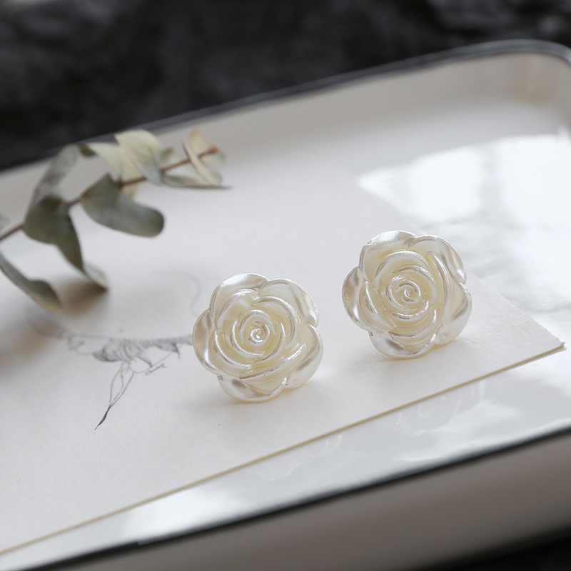 韩国气质复古优雅白玫瑰耳钉耳夹高级感设计小众珍珠耳环耳饰品女
