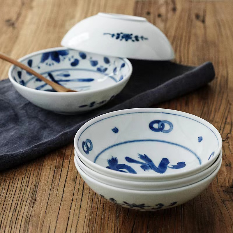日式家用小钵碗日本进口蓝凛堂青花福字碗圆形小碗釉下彩碗沙拉碗