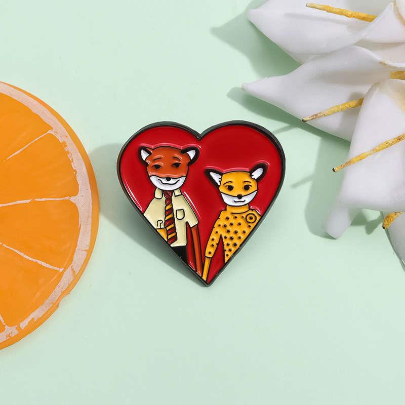可爱动物爱心造型胸针卡通了不起的狐狸爸爸金属徽章创意动画周边