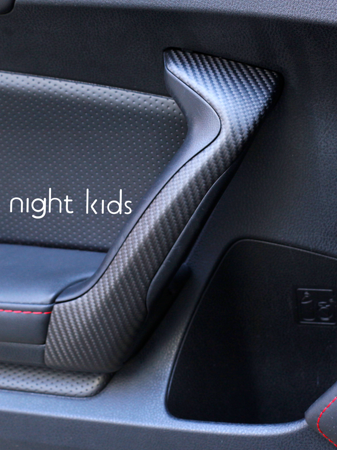 Night Kids适用于2013-2020款丰田GT86斯巴鲁BRZ改装碳纤维内门拉