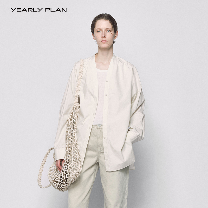 YEARLY PLAN 2024年夏季新款休闲舒适透气纯色V领棉质衬衫女