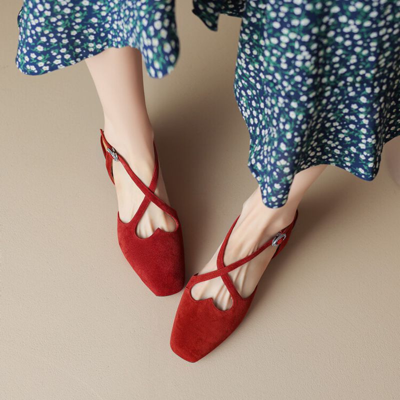 碎花裙搭配的鞋子羊京皮高跟鞋红色羊皮单鞋3cm法式复古中跟凉鞋