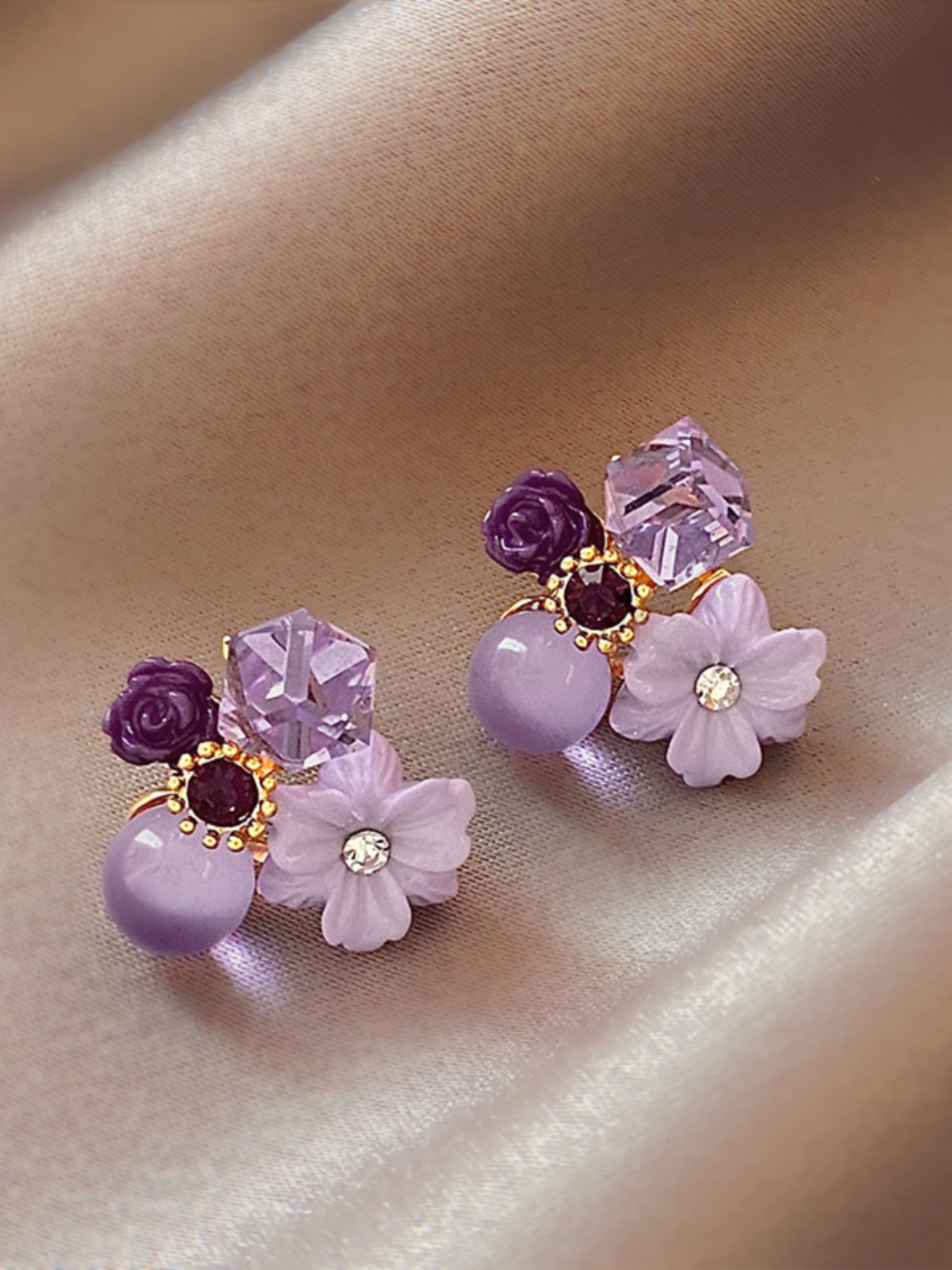 复古紫色水晶花朵耳环女2023年新款小众设计耳饰气质温柔耳钉