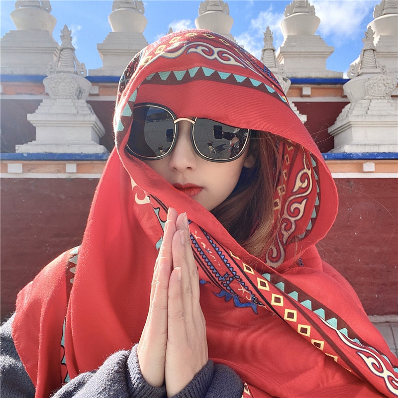 民族风云南丽江穿搭旅游拍照红色西北防晒披肩草原西藏沙漠围巾女