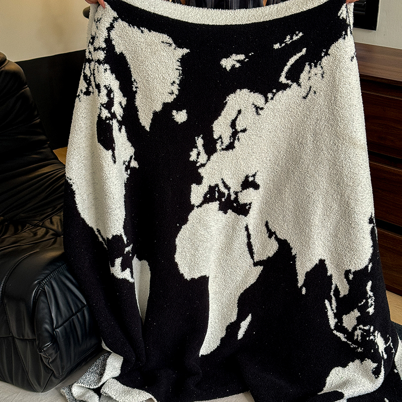2024新款半边绒世界地图系列毛毯毯子黑色