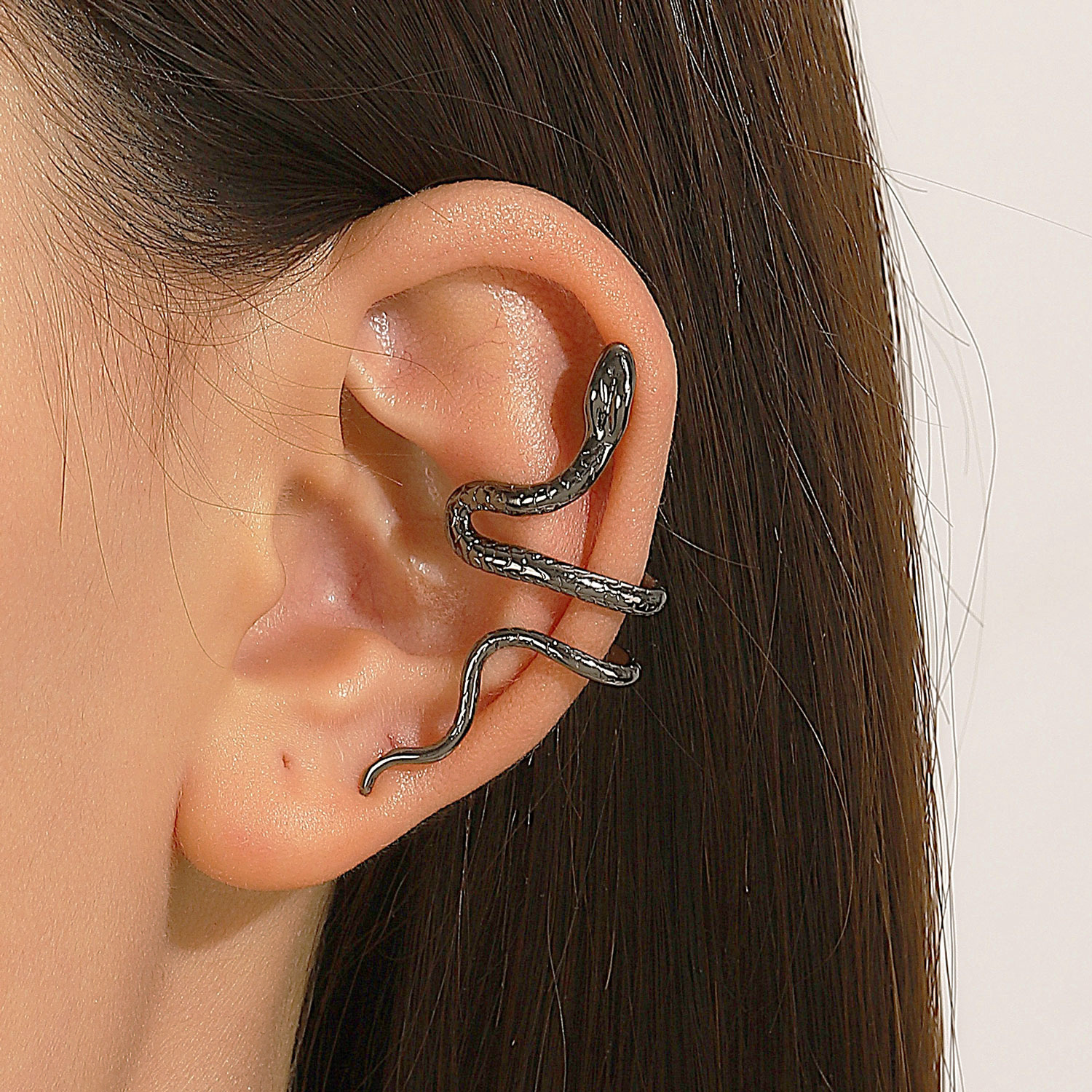 跨境新款蛇形耳骨夹女 创意设计缠绕小蛇耳夹无耳洞欧美ins风耳饰