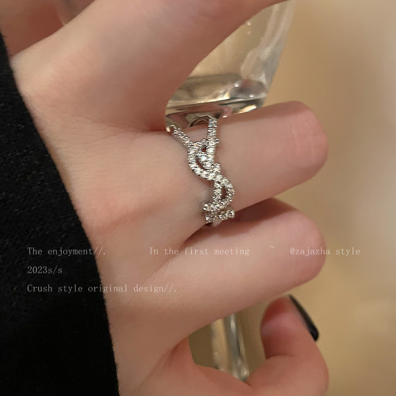 超闪字母锆石戒指女轻奢小众设计高级感食指戒时尚个性可调节指环