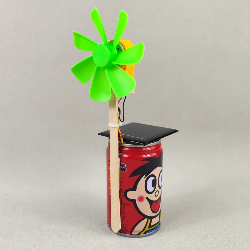 易拉罐太阳能小风扇环保低碳科学小制作创意小发明废物利用作品