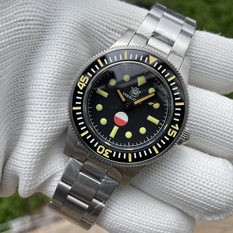 复刻定制五十噚蛙人专业精钢潜水日本机械手表湿度计双色夜光男士