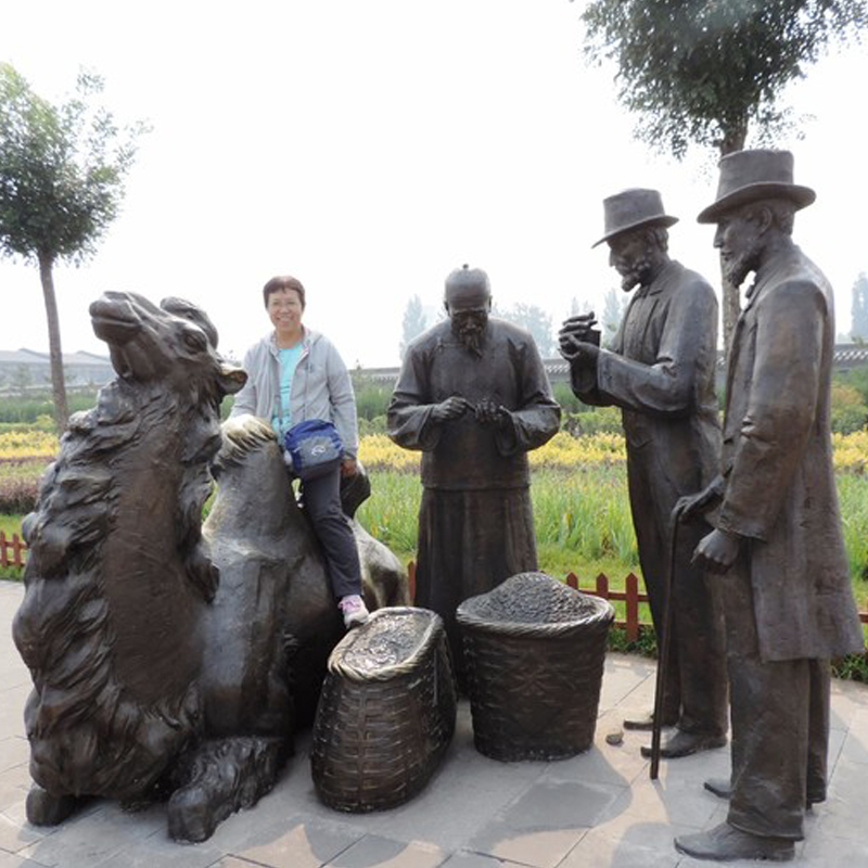 丝绸之路茶商雕塑玻璃钢外国人物雕像订制步行街古镇民俗文化小品