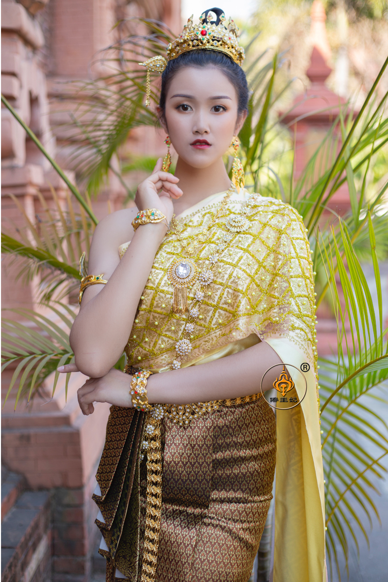 傣王妃服饰泰国传统服装女套装傣族泼水节盛装迎宾服工作服影楼服