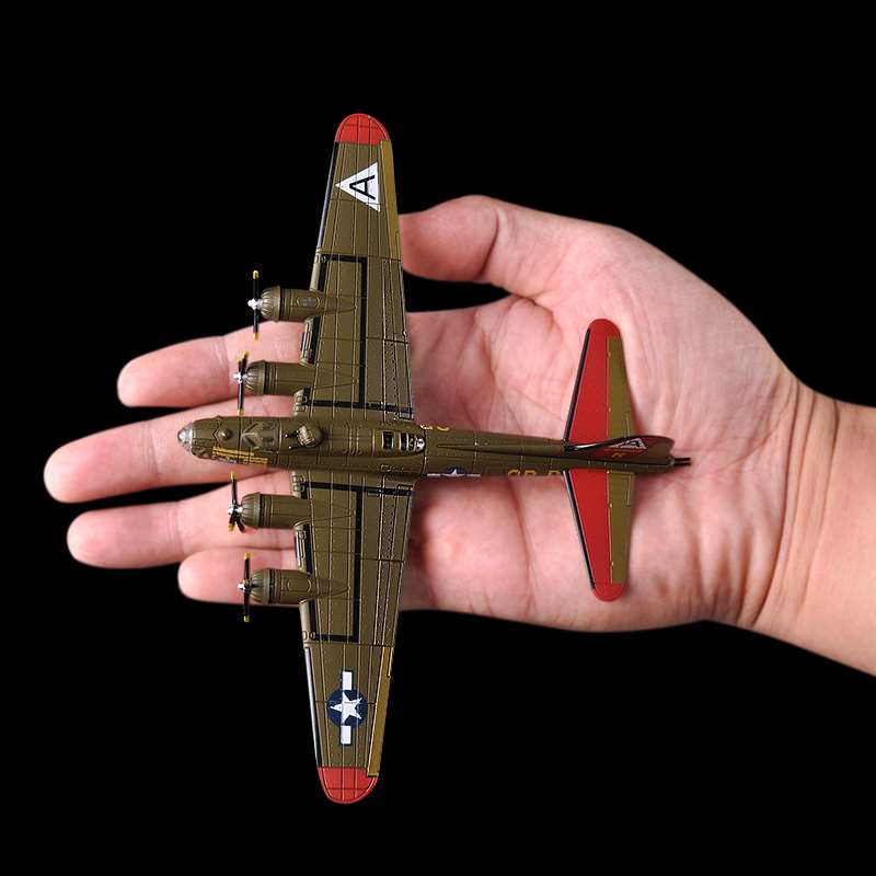 /1:200 二战美国B17轰炸机模型合金B17空中堡垒飞机模型摆件玩具