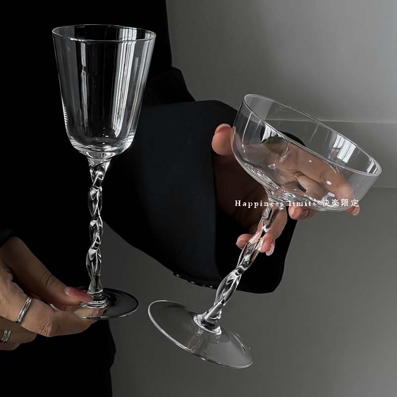 ins风高脚玻璃杯小众法式高级感创意起泡香槟杯鸡尾酒杯甜酒杯子