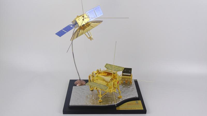 嫦娥四号玉娥球号探月卫星模型 A嫦娥卫星嫦兔号月五车航天探测器