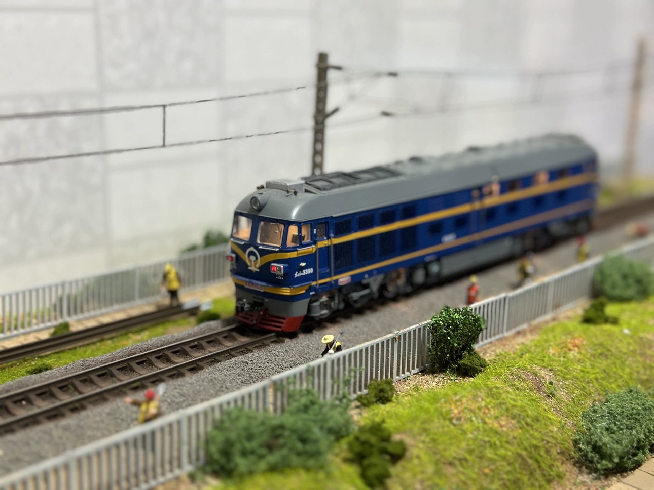 百万城火车模型场景搭配 1 87 铁路护栏玩具建筑物原创设计