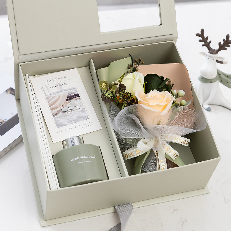 521护士节高级感生日礼物送女朋友浪漫女生礼品实用创意香薰礼盒
