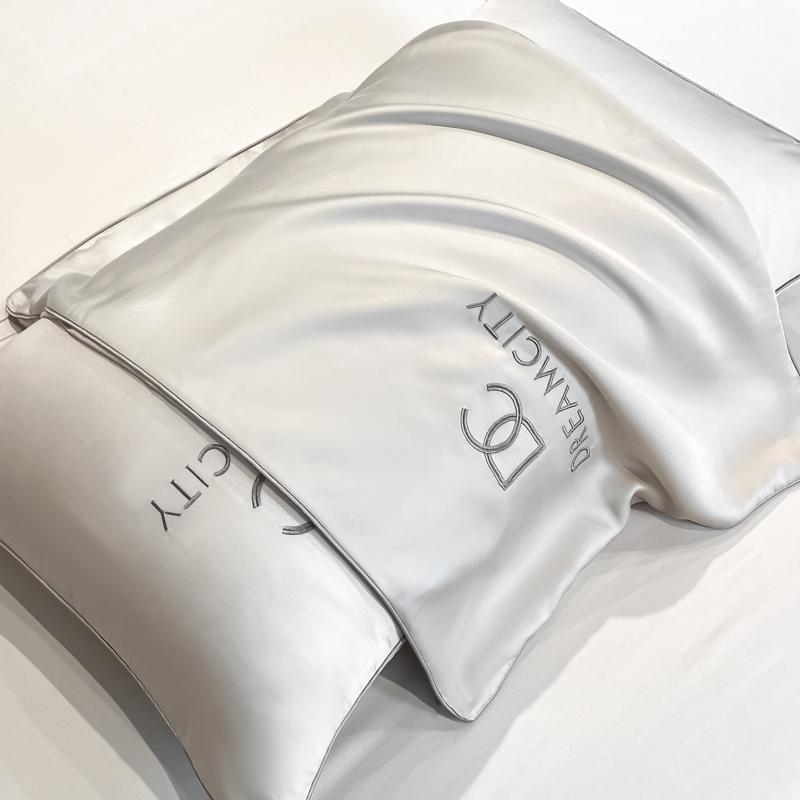 高级感冰丝枕套一对装2024年新款夏季枕头内胆套48cmx74cm枕芯套