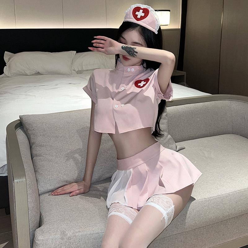 萝莉直播护士cosplay 制服少女口水变装可爱粉色主播镂空低胸热舞