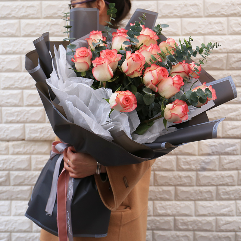 11朵红玫瑰鲜花速递吉林省四平市公主岭市双辽市同城花店送花上门