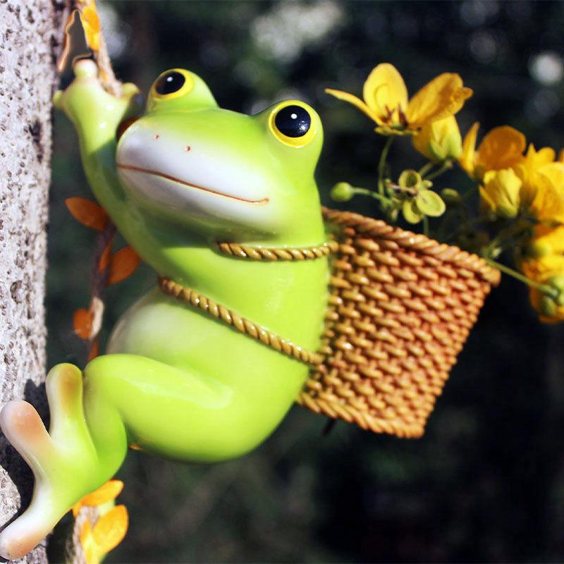 创意可爱青蛙攀爬庭院户外动物壁挂花园阳台幼儿园树上装饰挂件