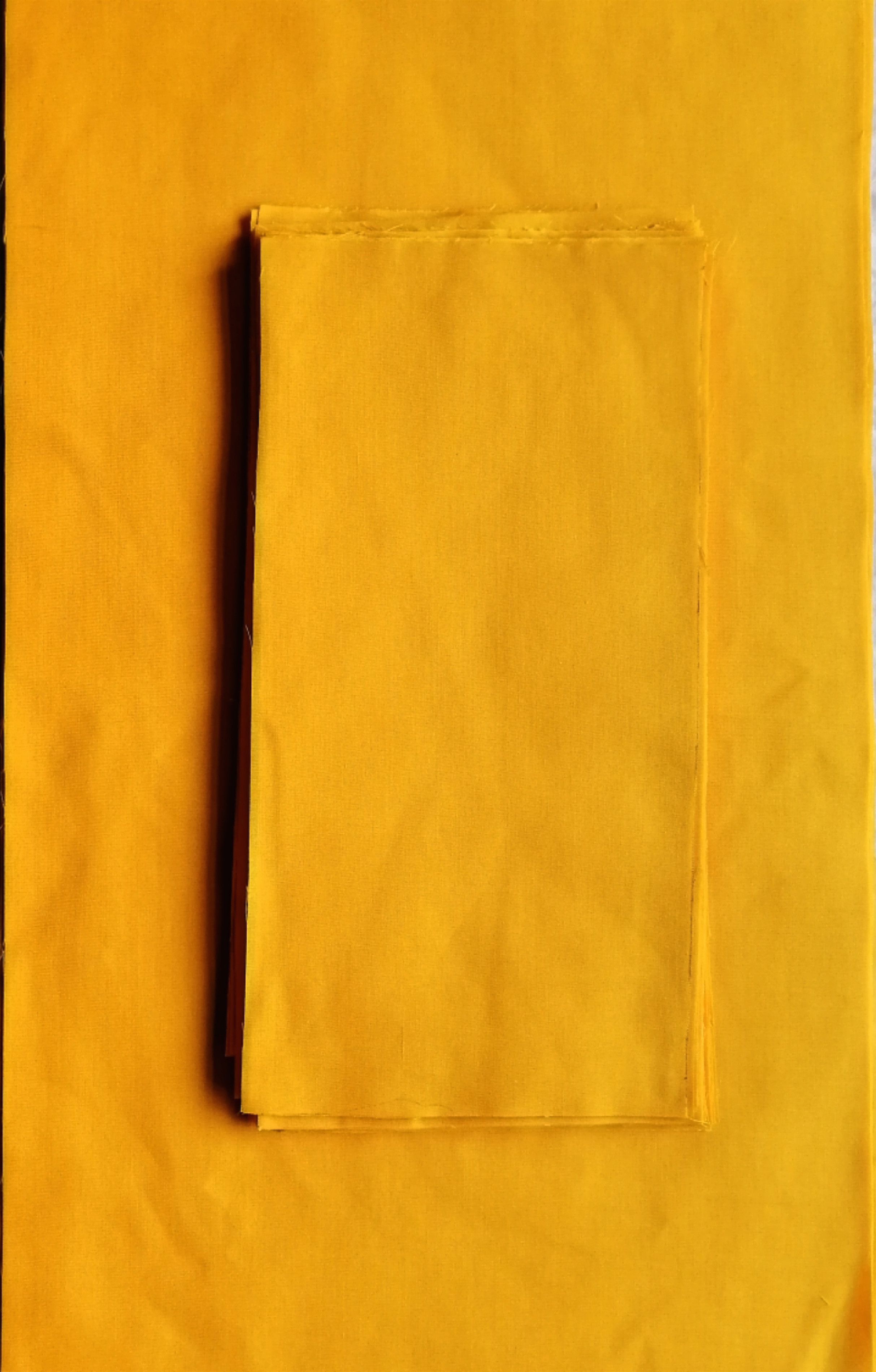 邱裕松老爷子手绘传统书法所用黄布30*60厘米  15*30厘米两种尺寸