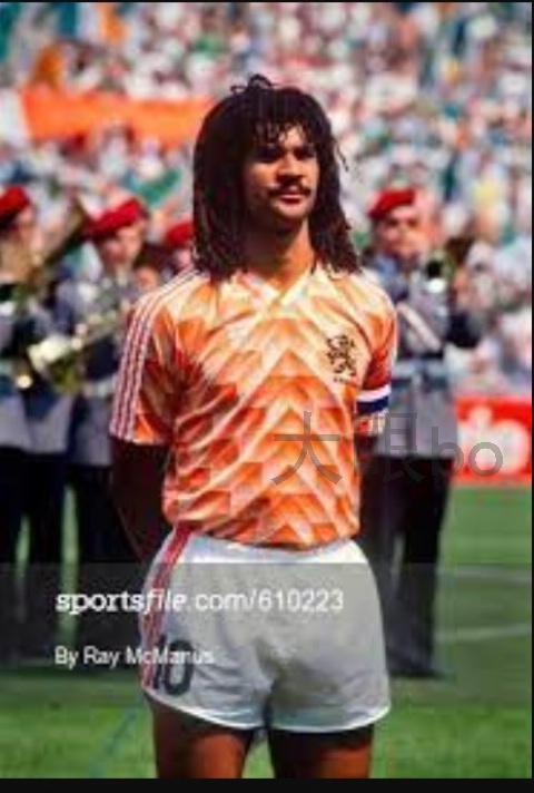 1988世欧洲界杯无冕之王荷兰三剑客范巴斯滕复刻球衣单上衣不印号