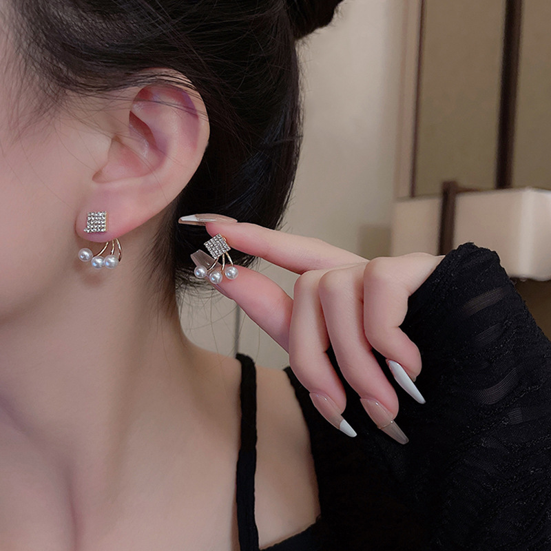 S925银针设计感一款两戴珍珠耳环女气质冷淡风微镶几何形耳钉饰品