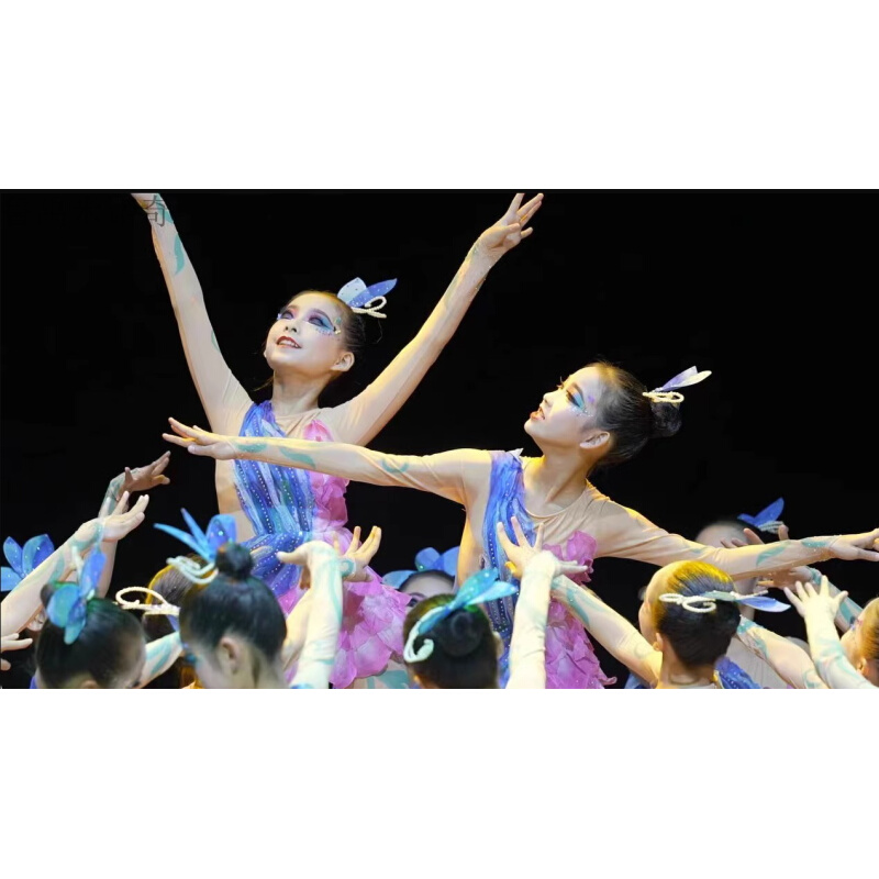 山歌情儿童演出服女童苗族彝族壮族广西三月三少数民族舞蹈服装。