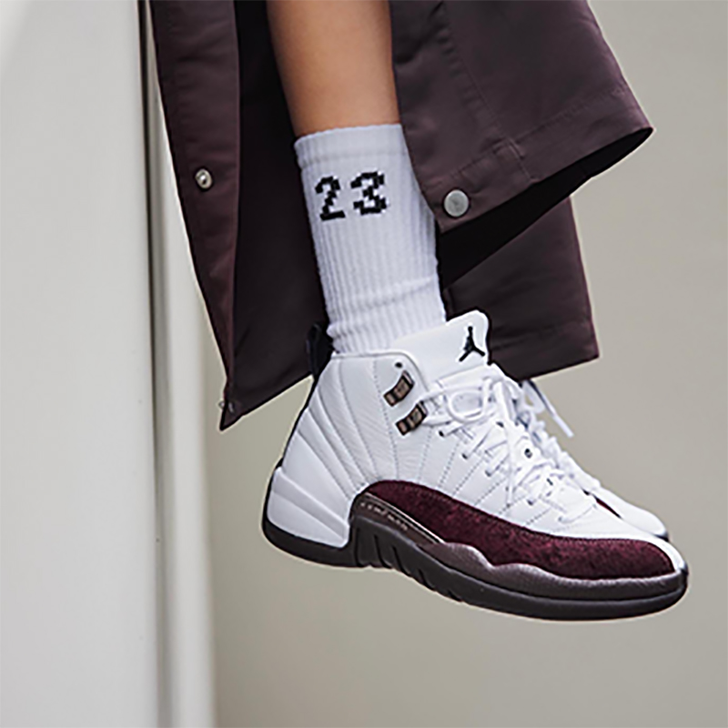 NIKE耐克 Air Jordan 12 AJ5 AJ12 金扣黑白金高帮篮球鞋DV6989