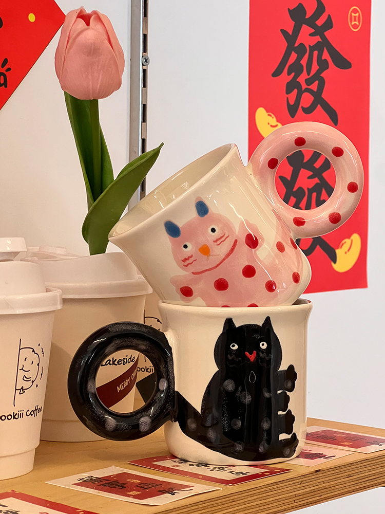 高颜值手绘插画猫咪马克杯童趣陶瓷水杯情侣杯咖啡杯搞怪520礼物
