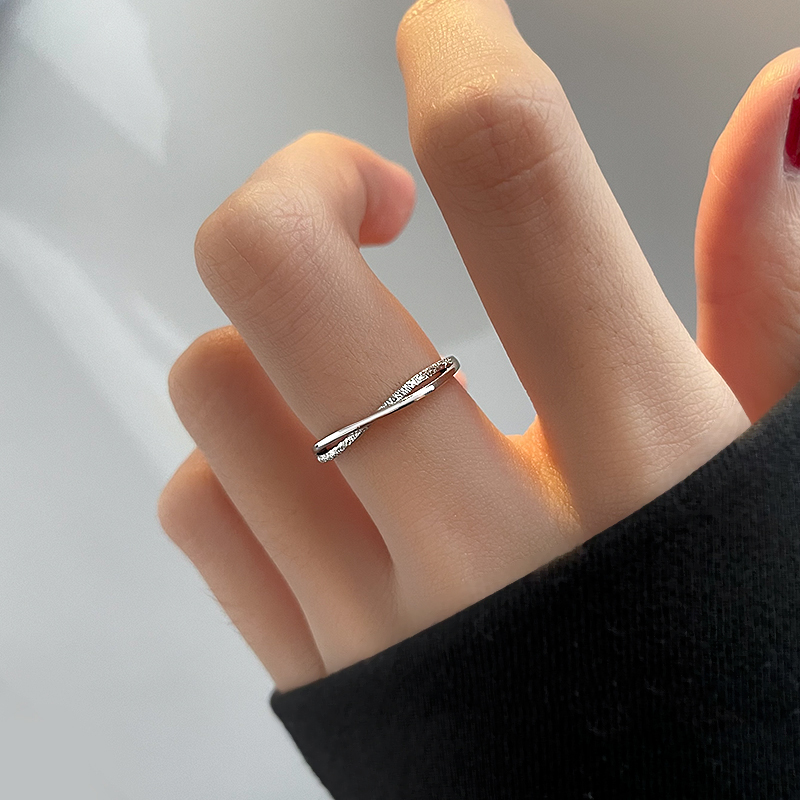 纯银戒指女小众设计素圈轻奢2023新款潮高级感食指戒时尚个性单戒