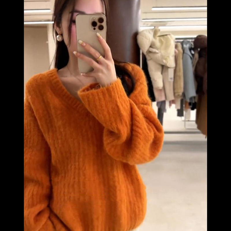 橙色毛衣