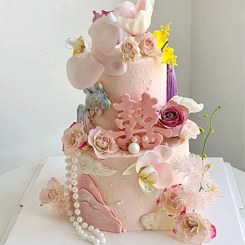 创意氛围结婚订婚纪念日蛋糕喜字粉色蝴蝶兰装饰摆件鲜花珍珠装扮