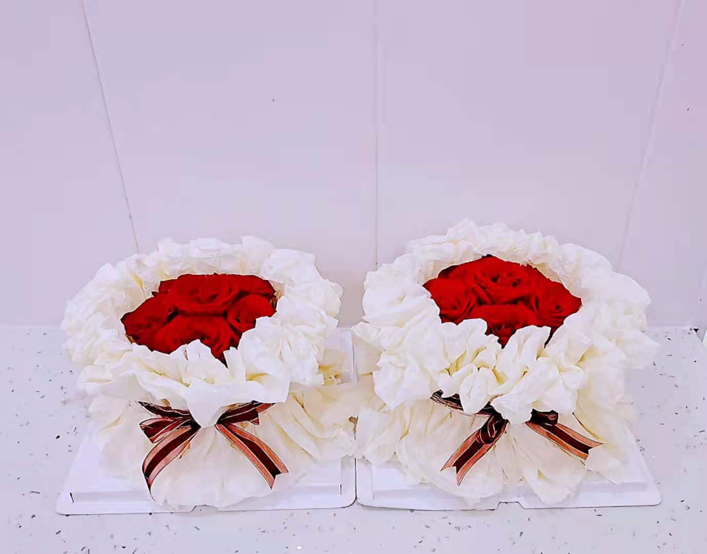 情人节520重庆主城配送网红花束送女神花卉生日蛋糕奶油花实物图