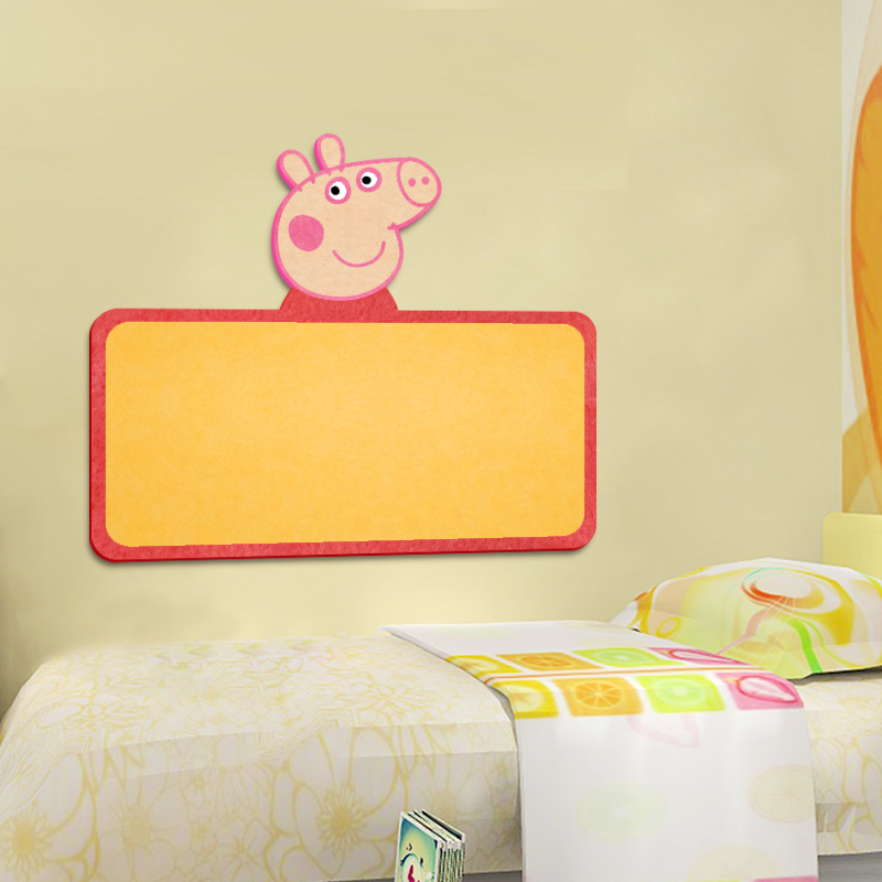 小猪头像儿童房幼儿园托管班走廊教室墙面装饰公告栏展示板毛毡板