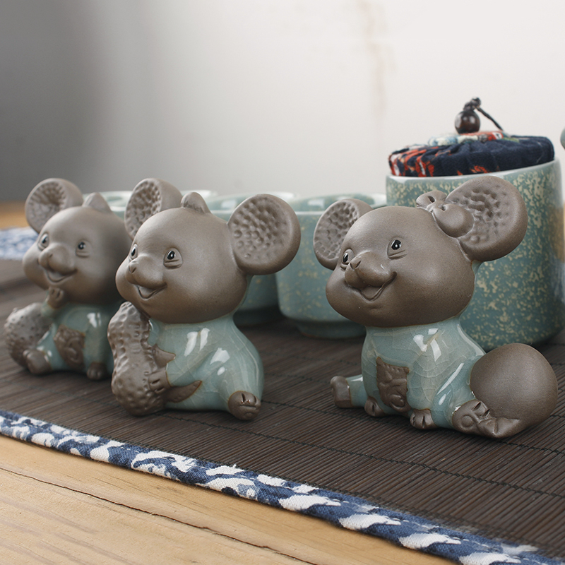 陶瓷生肖老鼠摆件可爱紫砂可养茶宠鼠抱花生茶宠福鼠送财新年装饰