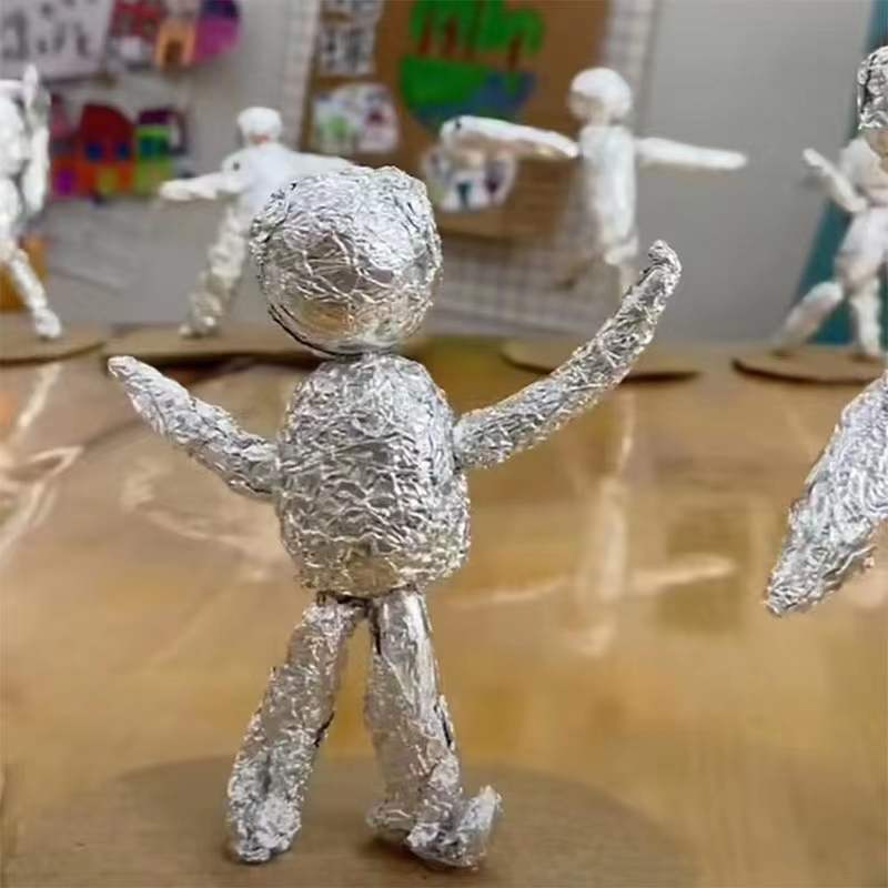 做手工锡纸幼儿园儿童学生做玩具运动小人手工创意雕塑品用铝箔纸