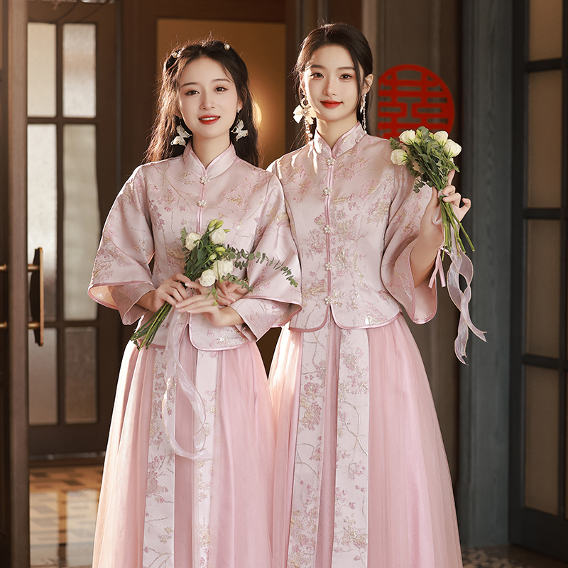 中式伴娘服女2024新款粉色缎面姐妹裙婚礼服小个子显瘦汉服伴娘团