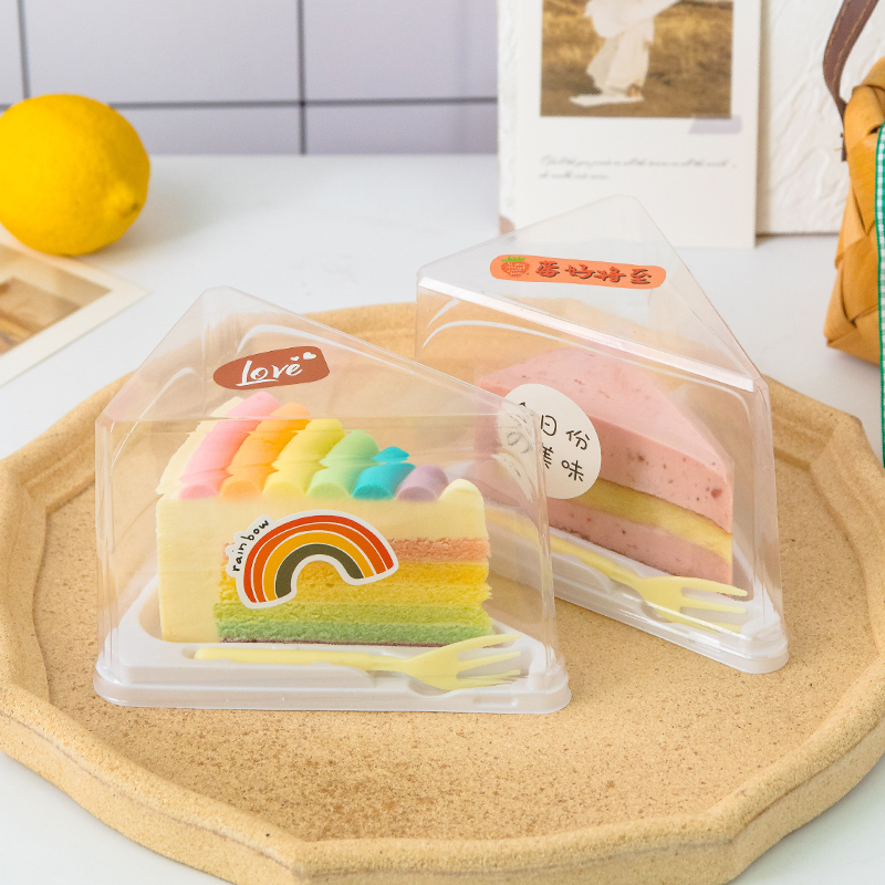 彩虹蛋糕切块