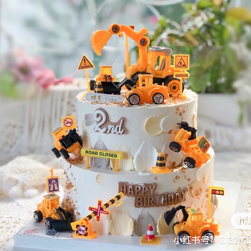 工程车蛋糕装饰摆件挖掘机推土机男孩小汽车双层生日蛋糕装饰插件