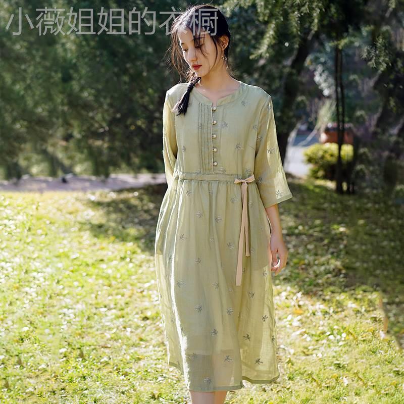 新中式女装2024春季新款收腰苎麻连衣裙女设计感国风复古棉麻裙子