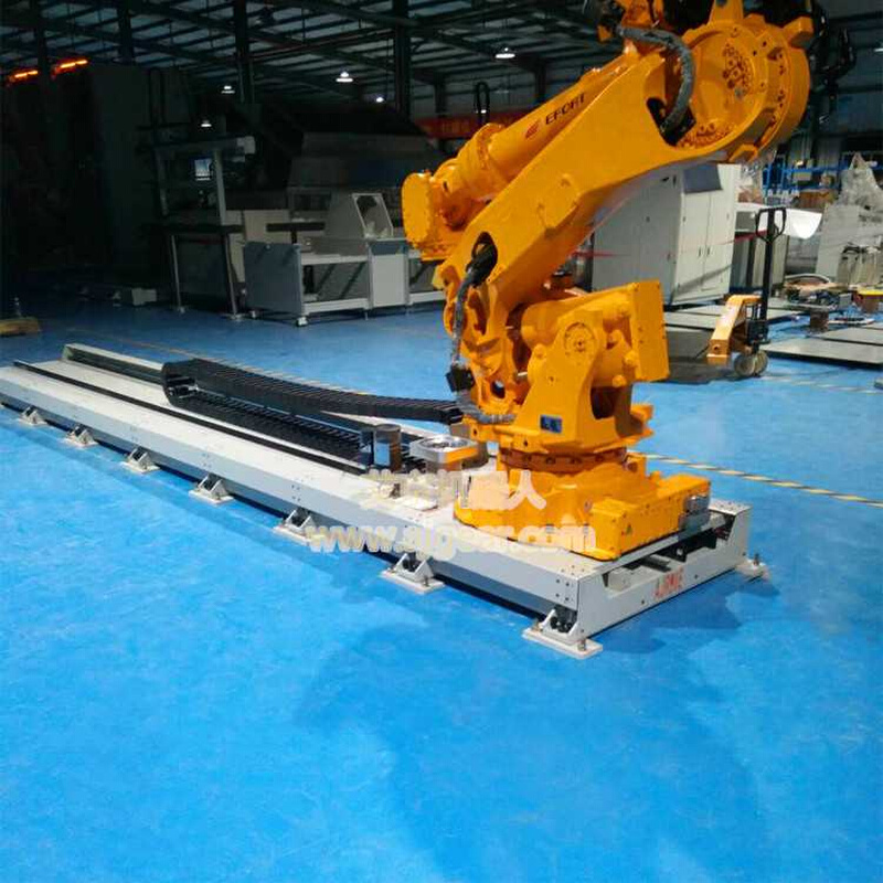 艾京生产机器人地轨行走轴、数控机床上下料、自动取料代替人工
