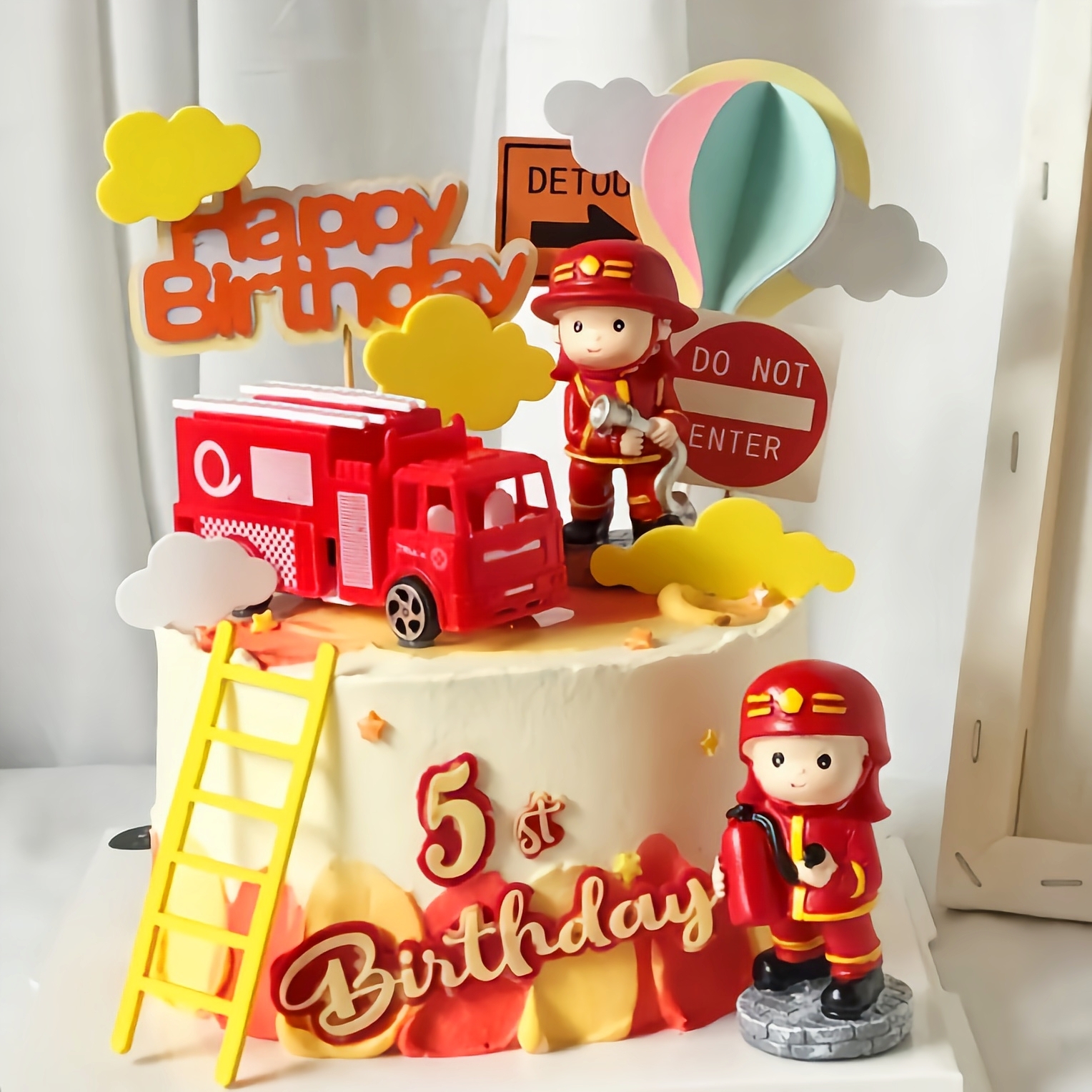 消防员蛋糕装饰摆件消防车玩具火警灭火英雄儿童男孩生日烘焙插件