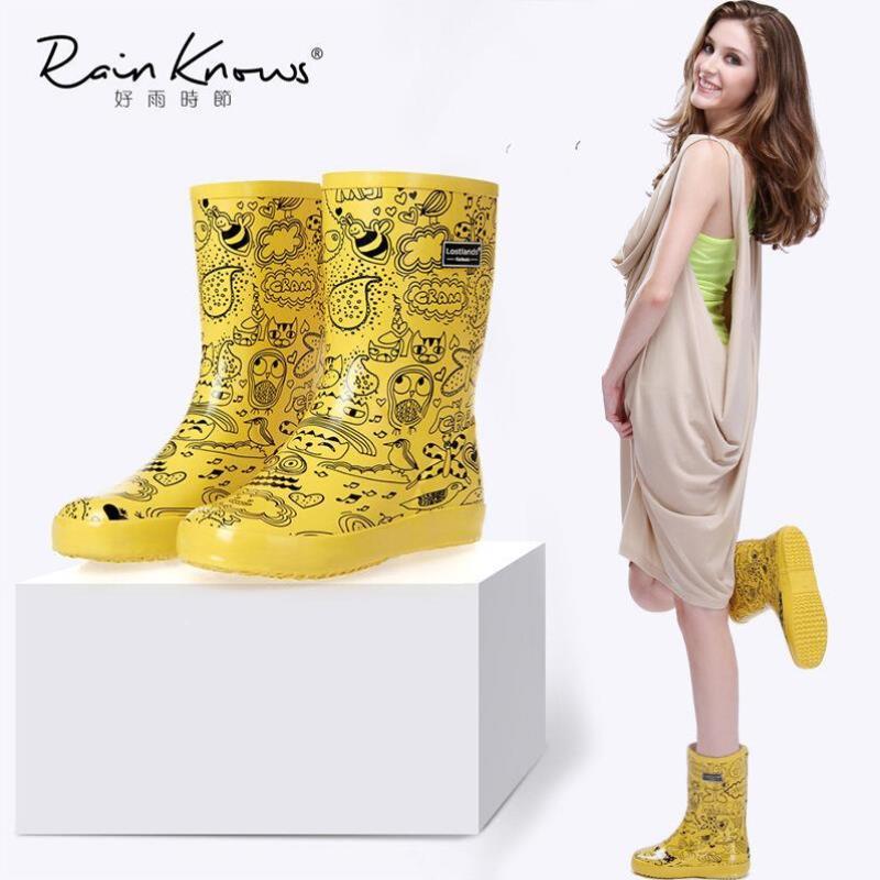 好雨时节舒适橡胶女式印花时尚中筒雨鞋女士雨靴卡通手绘街头风雨